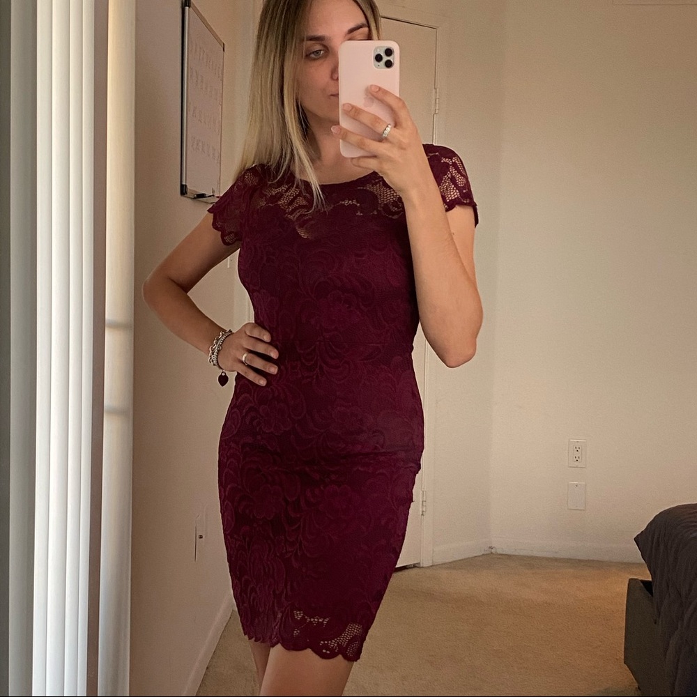 AMBIANCE  Lace Midi Dress S